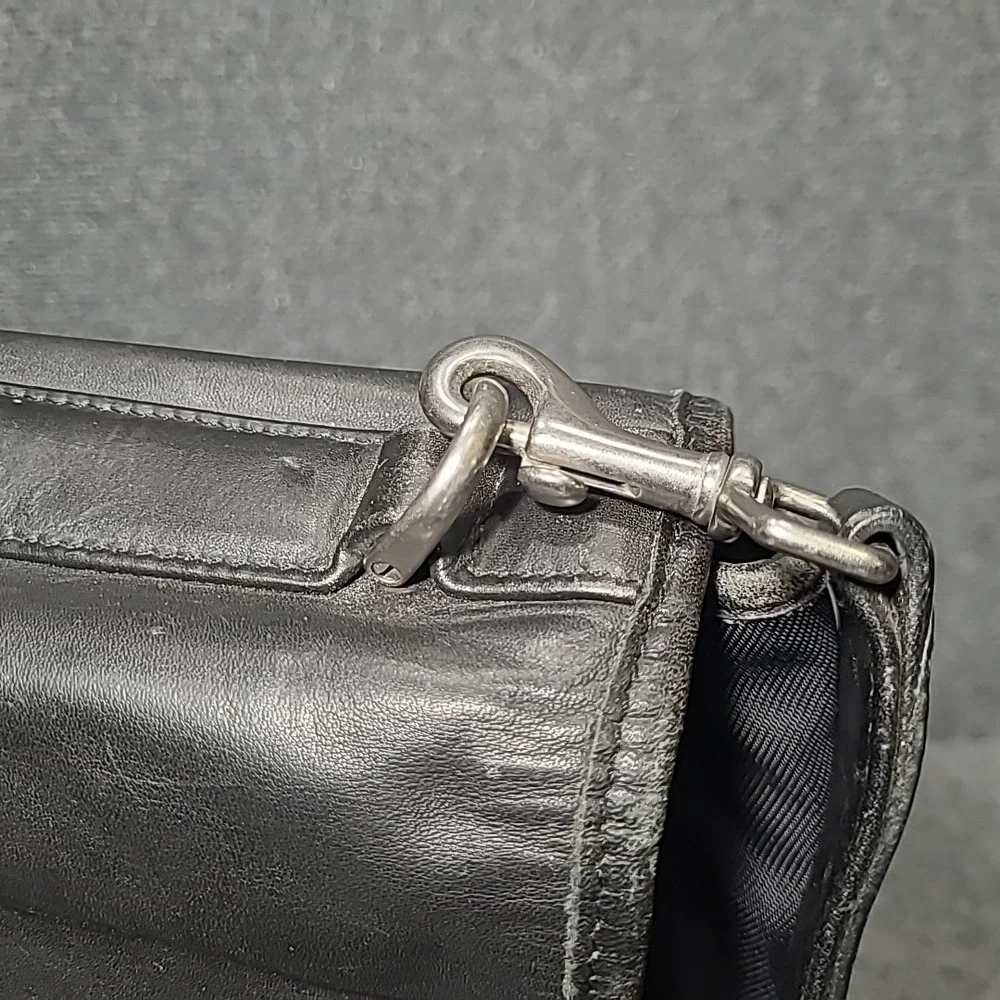 Coach vtg black